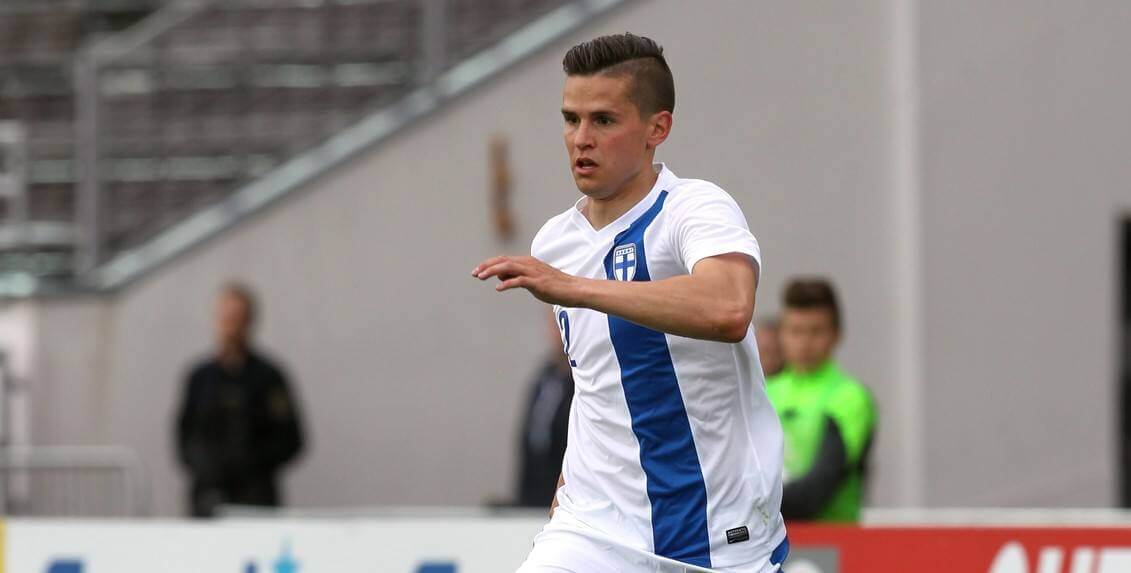 Jukka heti avauksessa