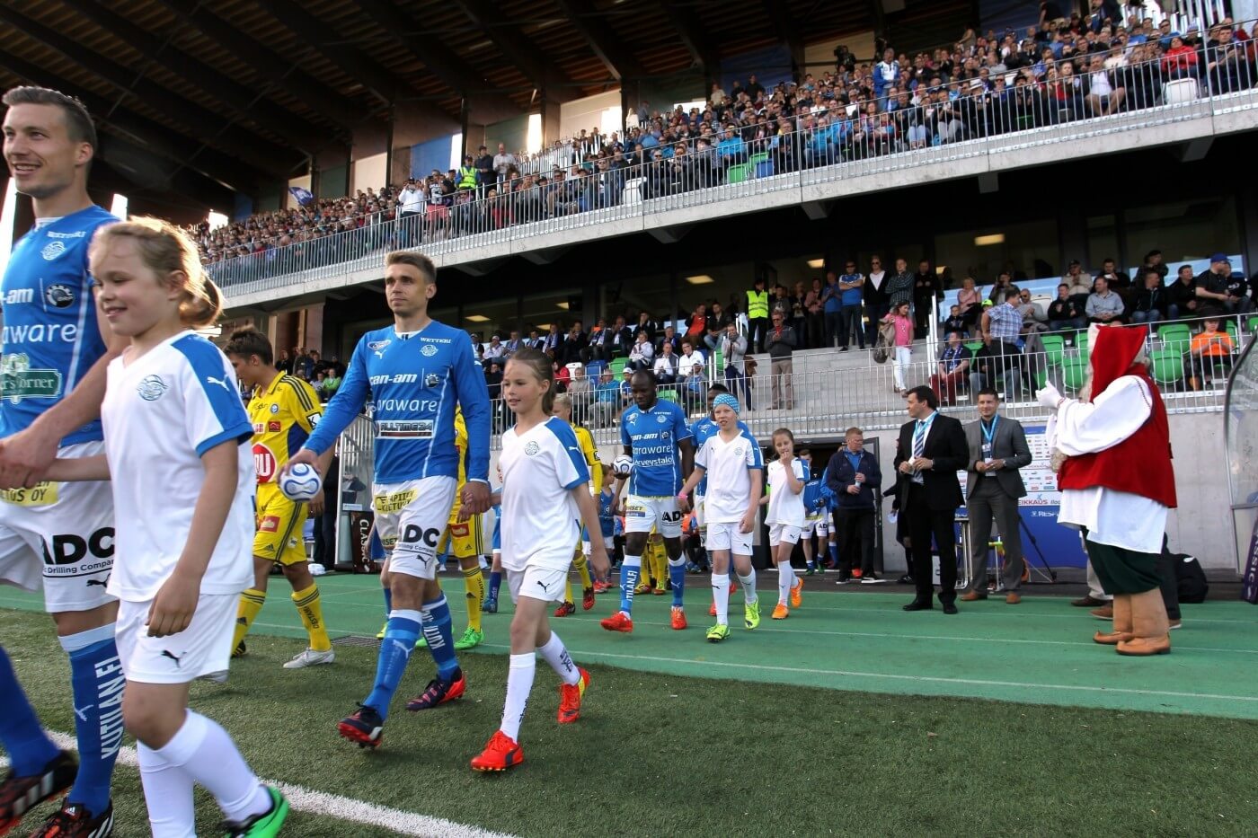 Rollon Roope odottaa liigakautta